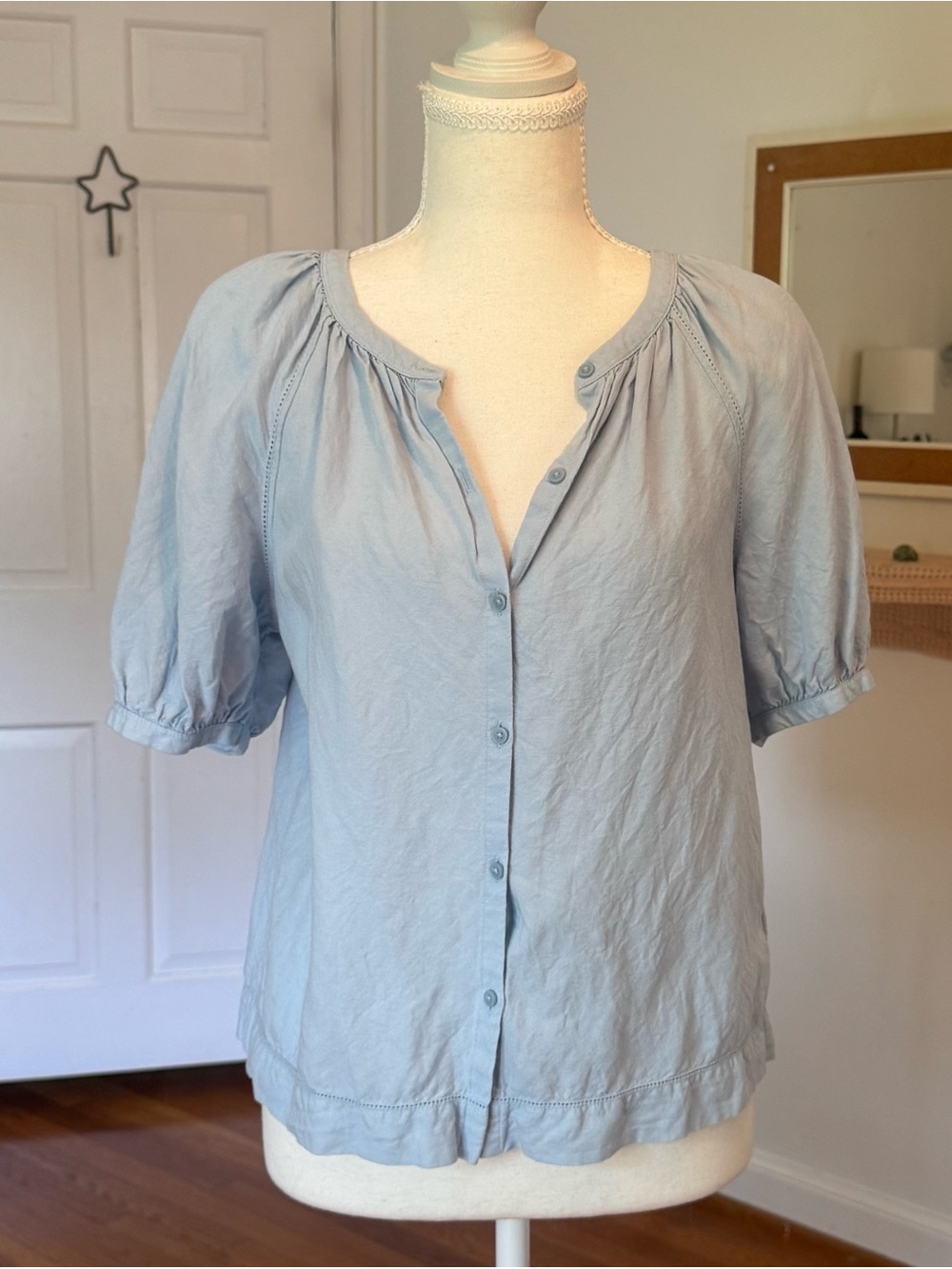 Uniqlo Light Blue Linen Blend Puff Sleeve Button Front Round Neckline Top